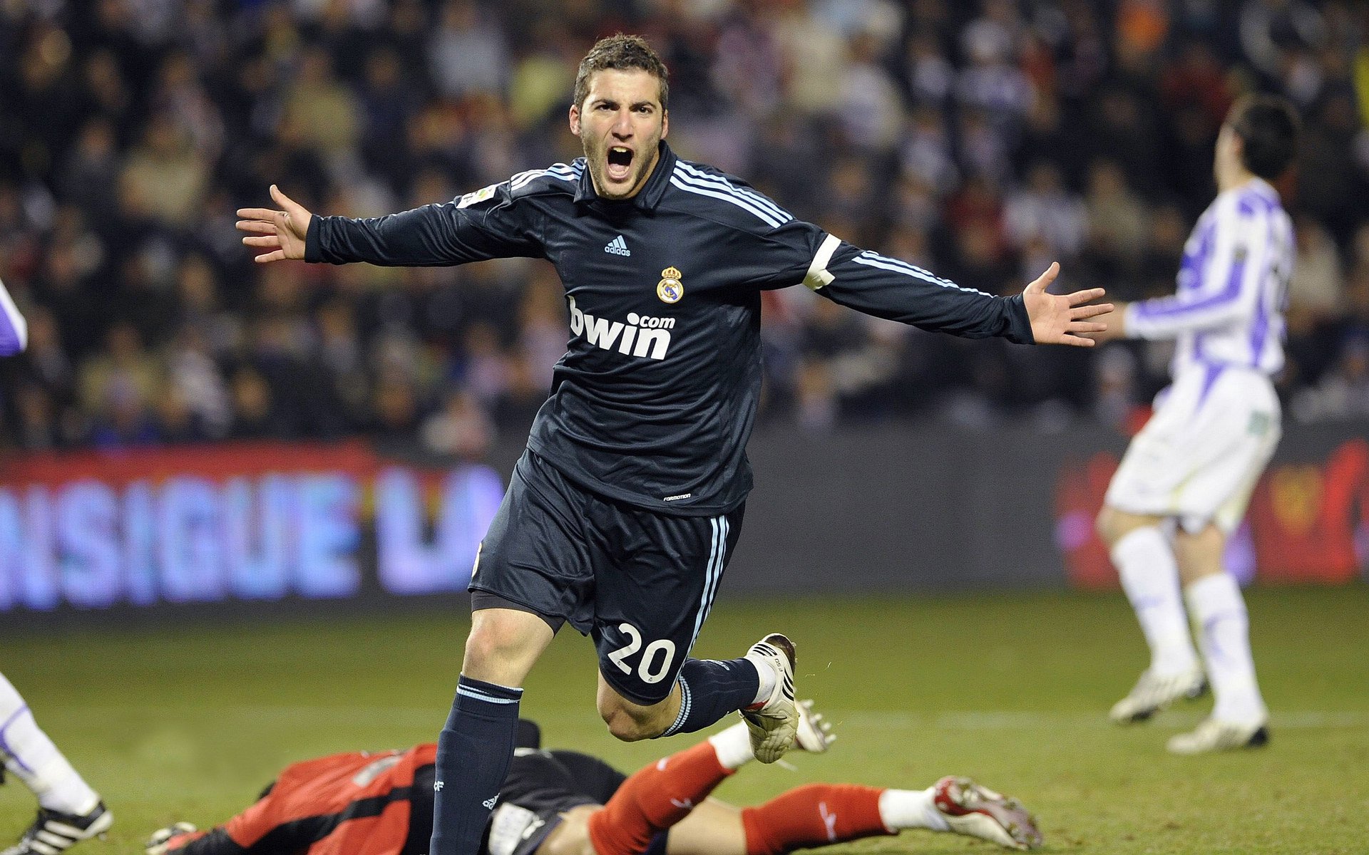 城市举办赛事观赛派对带动夜间经济发展——点燃城市夜色的新引擎