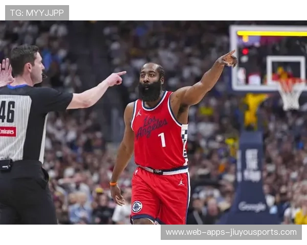 哈登三双难救五连败，火箭队的低谷期何时才能终结？