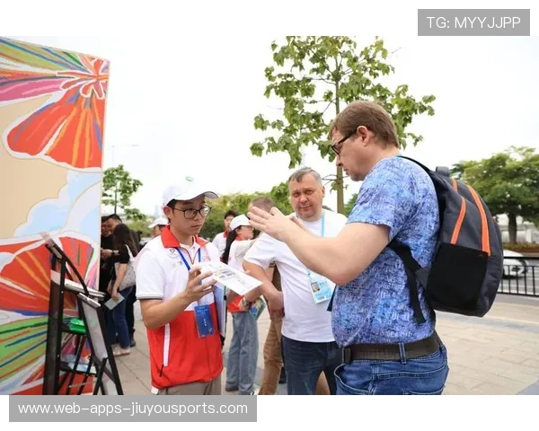 比赛场馆外临时停车志愿者引导手册与安全提醒，停车场志愿服务